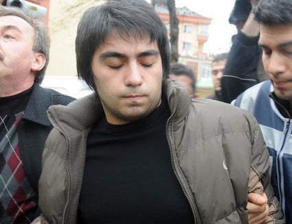 Münevver Karabulut duruşmasında gerginlik
